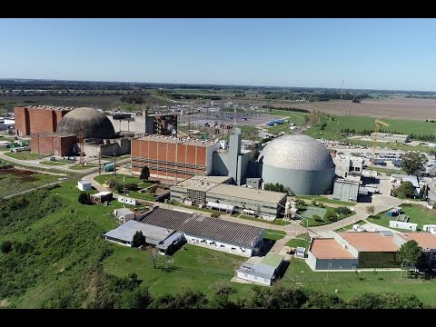 Recortes en el sector de la energía nuclear Argentina.