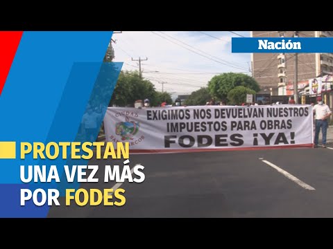 Alcaldes y empleados municipales  protestan un vez más por impago del FODES