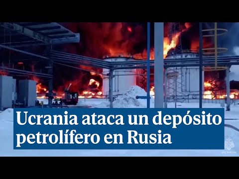 Gran incendio en un depósito de petróleo ruso tras un ataque de Ucrania
