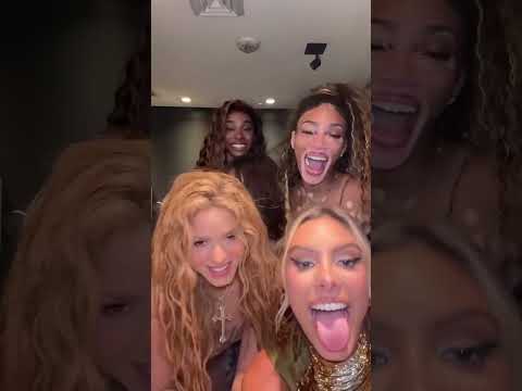 Shakira, Anitta, Lele Pons y Danna juntas