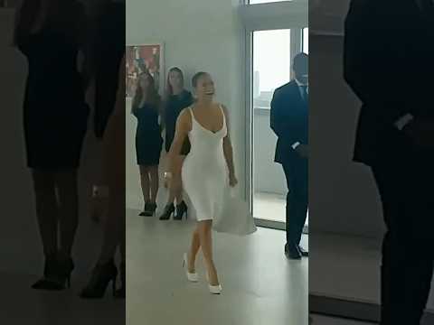 Jennifer Lopez Is Gorgeous #JLo #Shorts