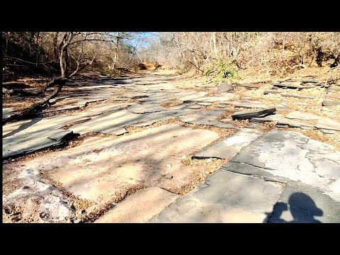 Pedra ou lajedo,  corgo seco no norte de Minas Gerais.