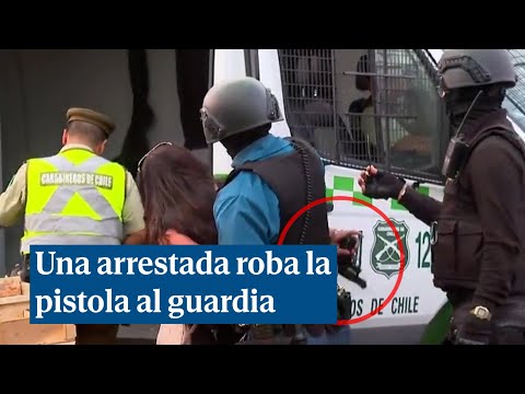 Una mujer detenida roba el arma a un guardia y la dispara en un mercado en Chile