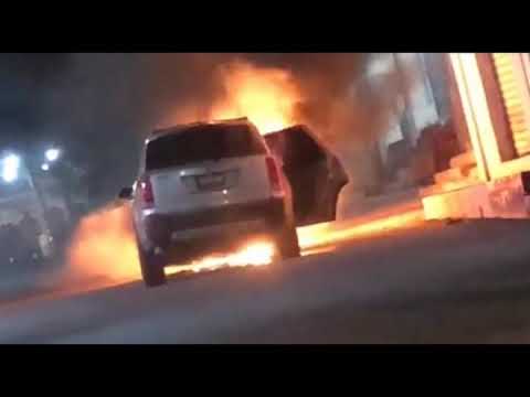 Automóvil se incendió en cuestión de minutos en Chiquimula