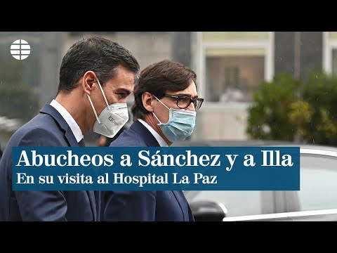Abucheos a Sánchez y a Illa en su visita al Hospital La Paz de Madrid