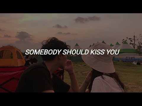 Somebody Should Kiss You - Teddy Swims (Lyrics)