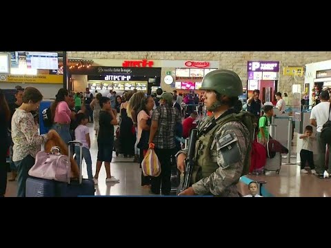 Militares resguardan aeropuerto de Guayaquil