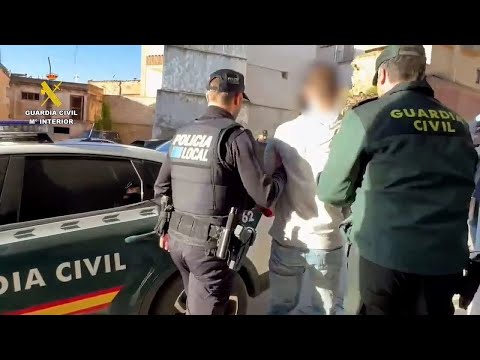 Dos detenidos en Tarazona por multitud de robos: desde televisores hasta cajas de café
