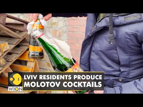 🌎WION reports from the frontlines in Ukraine: Lviv residents produce Molotov cocktails | English News