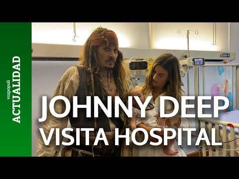 Johnny Deep se disfraza de Jack Sparrow para sacar una sonrisa a los niños de un hospital