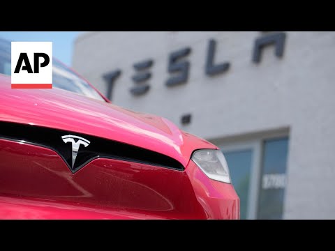 Tesla’s global sales fall for 2nd straight quarter | AP Explains