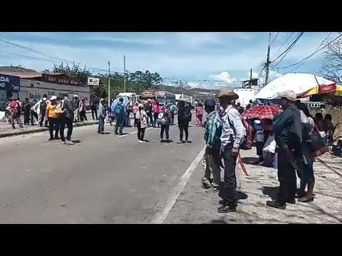 URGENTE PARO NACIONAL EN GUATEMALA LIBERAN PASO EN SANARATE PIDEN LA INSCRIPCION DE THELMA CABRERA