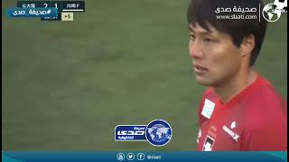 مهاجم يسجل هدف بطريقة ماكره