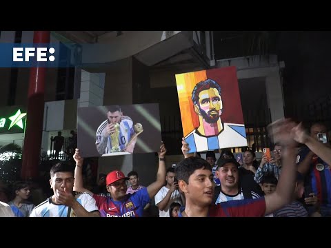 Salvadoreños reciben al Inter Miami de Messi previo a un partido histórico