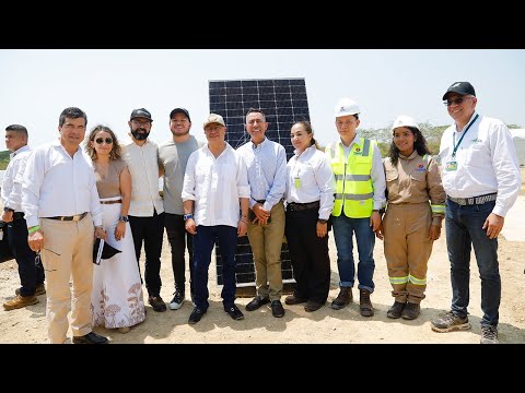 Presidente Gustavo Petro asiste a la entrega del Ecoparque Solar de la Refinería de Cartagena