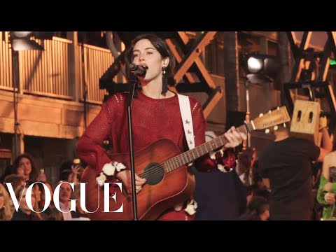 Gracie Abrams Performs "That's So True" & "I Feel the Earth Move" Live at Vogue World: Hollywood