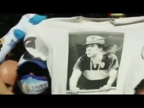 Argentina llora a Maradona a un año de su muerte