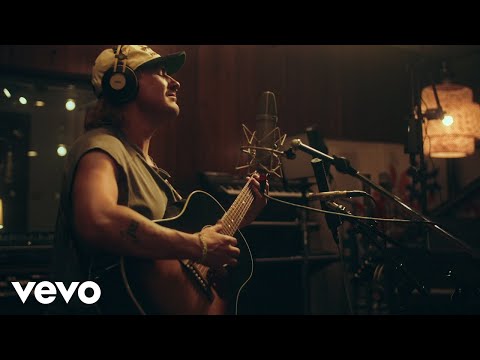 Medium Build Concert Tickets - 2026 Tour Dates.