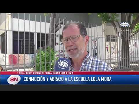 Conmoción y abrazo a la escuela Lola Mora. Dos alumnos asesinados y una alumna herida de bala.