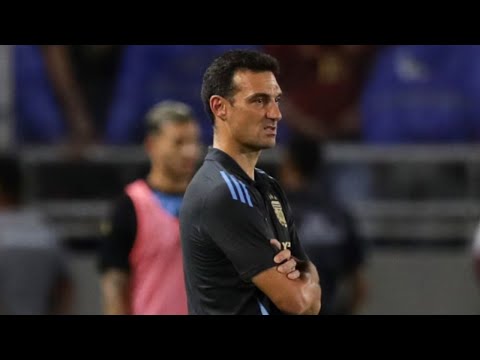 Scaloni, lapidario al hablar del estado del campo de juego en Venezuela: “No estaba en condiciones”