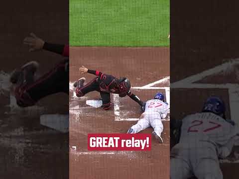 WHAT A RELAY by the Reds !!!
