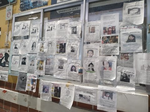 ¿Dónde dejan los afiches de las desapariciones? Conozca el “muro de la búsqueda”