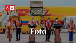 ¿Show Iván Duque responde duro a críticas por la foto con las vacunas anticovid | Semana Tv