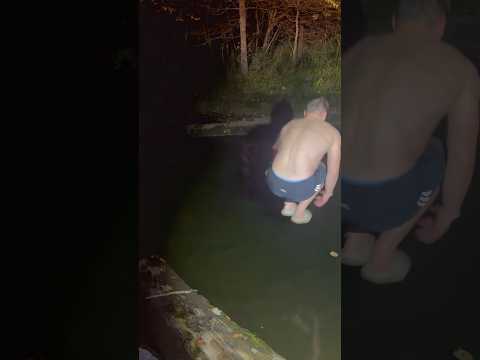Jumped into freezing cold water in the middle of the night.#icewater #swim #nightdive #adventure