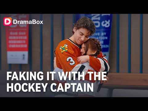 I Hooked Up With My Bully. Now He Wants Me to Be His Fake Girlfriend. 🏒🤐 | DramaBox poster