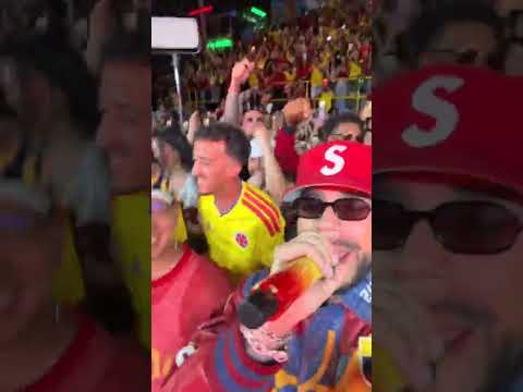No es lo mismo cantarlo que cantarlo con el campeón del mundo ❤️
