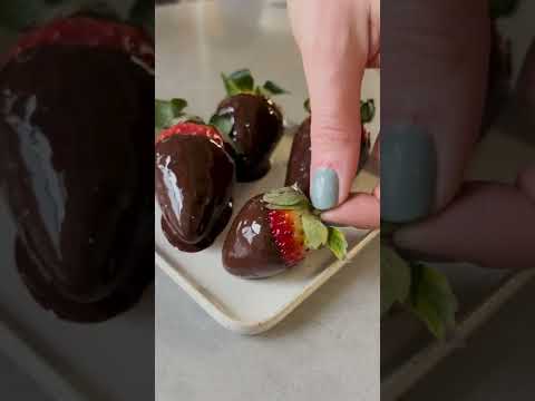 A Lovely Chocolate Strawberries ASMR #shorts