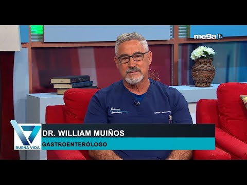 La Dra Maritza Fuentes conversa con el Gastroenterólogo Dr. William Muiños