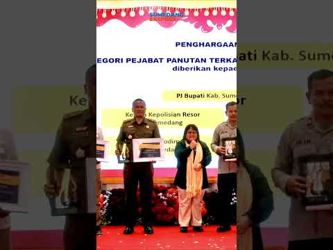 Melalui Tax Gathering, KPP Pratama Sumedang beri Penghargaan kepada Wajib Pajak
