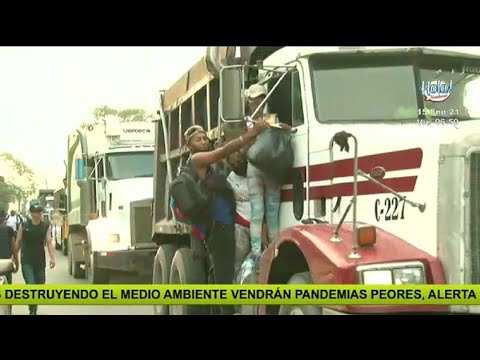 Caravana de migrantes se dirige hacia Guatemala