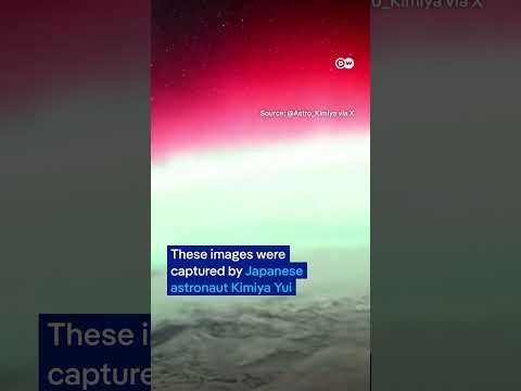 Astronaut captures Earth's aurora seen from space | DW News