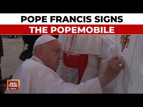 Pope Francis Signs The Popemobile That He Used During His Visit To East Timor | Pope Francis News