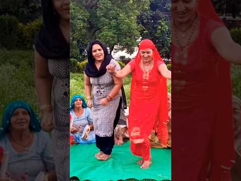 #youtubeshorts #viralshort #trendingshorts #youtube #haryanvibhajan #lokgeet #desigeet #dance #geet