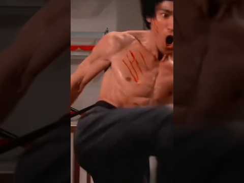 Bruce Lee's Legendary ONE-INCH PUNCH 💥 (2/4) #brucelee #jeetkunedo #power #shorts