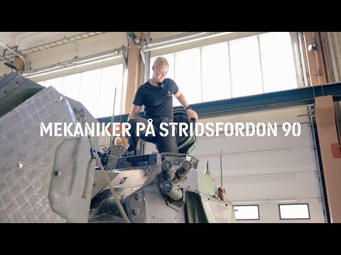 Hon är mekaniker på stridsfordon 90