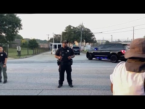 Trump arrives at Atlanta jail