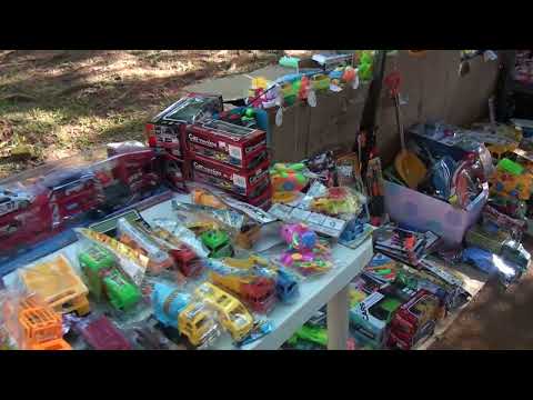 Día de Reyes: Éxito en la venta de juguetes en la plaza de armas de Encarnación