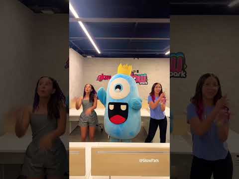 DANCINHA COM SOPHIA e @luluperrier #turmadasophia