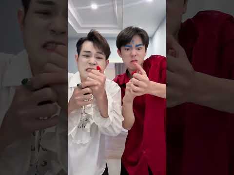 这是咋了？#shorts #cosplay