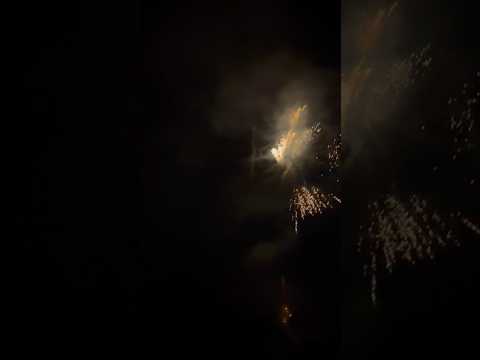 BLOOPER from July 4th, Camera tripod falls during Lucky charms #Firework cake #4thofjuly #pyros