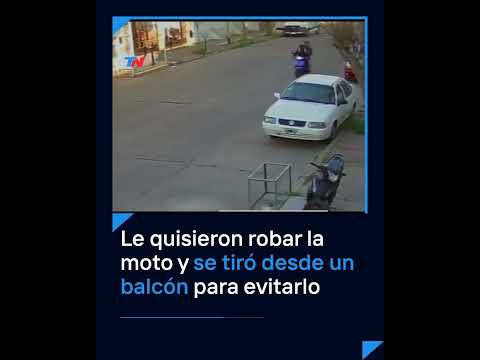 Es delivery, le quisieron robar la moto y se tiró de un balcón para evitarlo: se fracturó la cadera