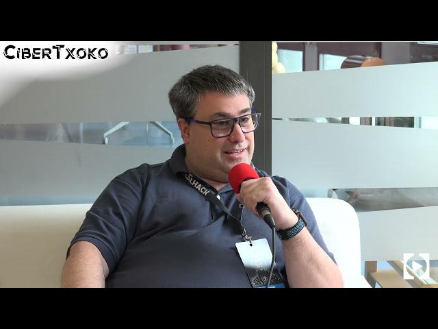 En este episodio de Cibertxoko, regresamos al Congreso EuskalHack, en su octava edición en Donosti. Nos acompaña Josep Albors, responsable de investigación y concienciación en ESET España, para hablarnos de una amenaza que está causando estragos: Telekopye, una herramienta de estafa masiva en plataformas como Wallapop, Vinted o eBay, que se gestiona directamente desde Telegram. En esta entrevista, desvelamos cómo operan estas redes criminales, el papel de la inteligencia artificial en las estafas, y qué hacer para protegerte. Además, repasamos lo mejor del congreso, hablamos de los grupos APT y recibimos consejos directos para quienes quieren empezar en el mundo de la ciberseguridad.

~ EUSKADIGITAL ~
Web: https://www.euskadigital.eus/
EnRedAndo - https://enredando.euskadigital.eus/
Sarean Zehar - https://sareanzehar.euskadigital.eus/
Gaming Room - https://gamingroom.euskadigital.eus/