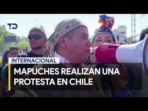 Indígenas mapuches realizan una protesta en Chile
