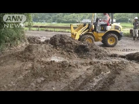 ニュースの動画サムネイル - 線状降水帯発生から一夜の鹿児島　土砂崩れなど片付け追われる(2025年6月10日)