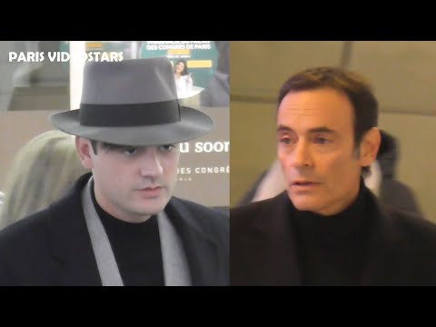 Anthony et Alain Fabien DELON ses fils arrivent à l'hommage à Alain DELON - 8 novembre 2024 @ Paris