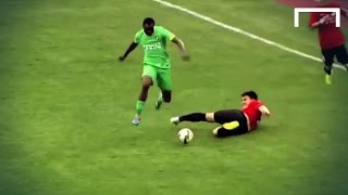 فيديو : لاعب يسجل هدف على طريقة مارادونا